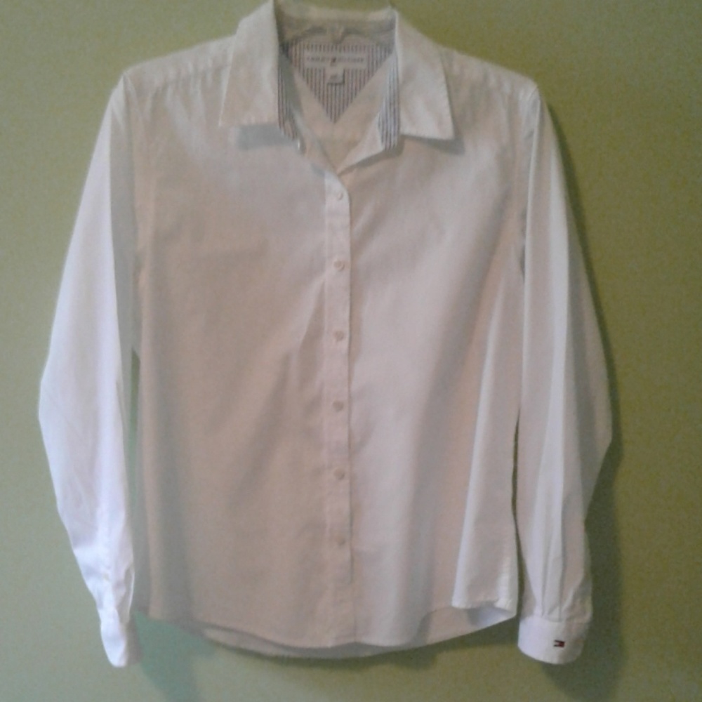 Tommy Hilfiger white button up top size large